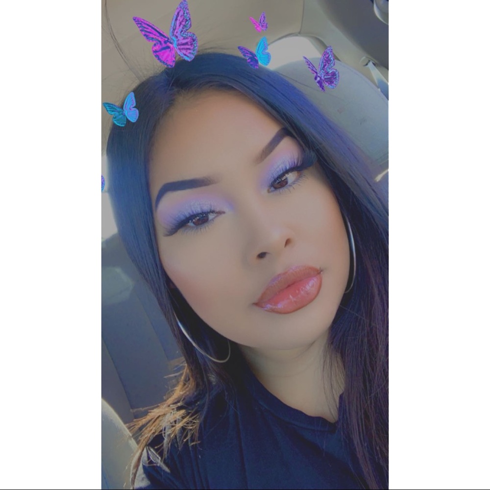 Meet your Posher, Ashleey